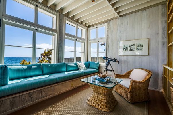 Interior, Living room, Sun Room, Water
