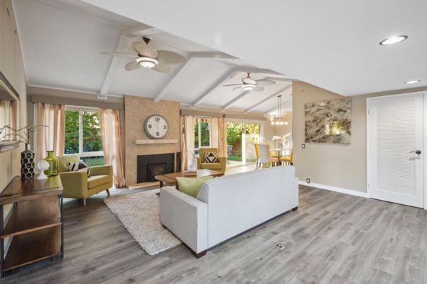 Chandelier, Dining room, Fireplace, Interior, Living room, Recessed Lighting, Wood Texture Flooring