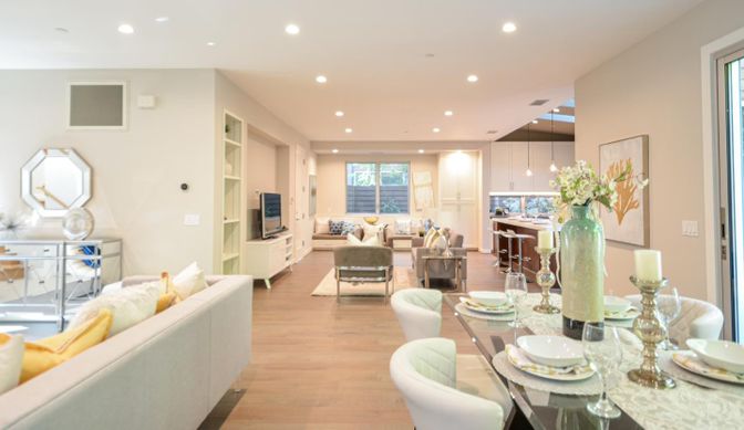 Dining room, Interior, Living room, Pendant Lights, Recessed Lighting, Wood Texture Flooring