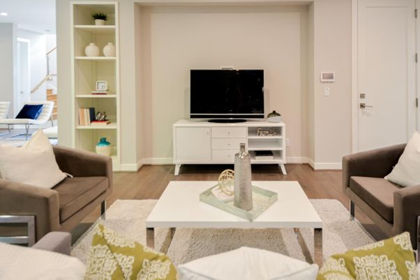 Interior, Living room, Recessed Lighting, Wood Texture Flooring