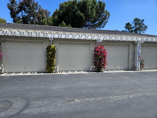 Attached, Exterior, Facade, Mediterranean