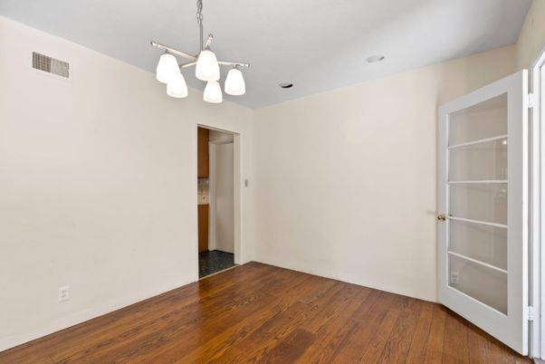Empty room, Interior, Pendant Lights, Wood Texture Flooring