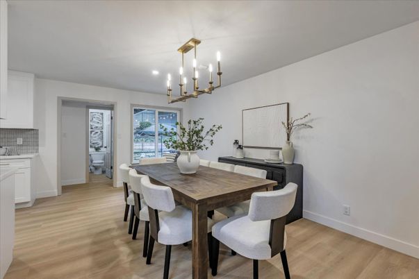 Dining room, Interior, Pendant Lights, Recessed Lighting, Wood Texture Flooring