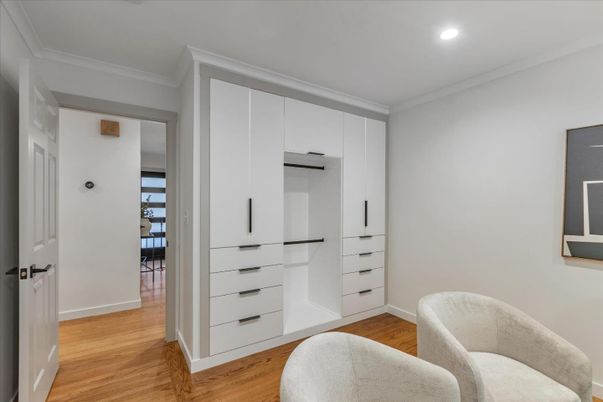 Interior, Recessed Lighting, Walk-in Closets, Wood Texture Flooring