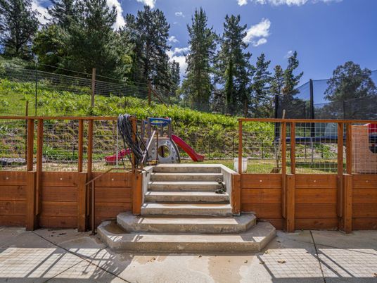 Backyard, Exterior, Playground