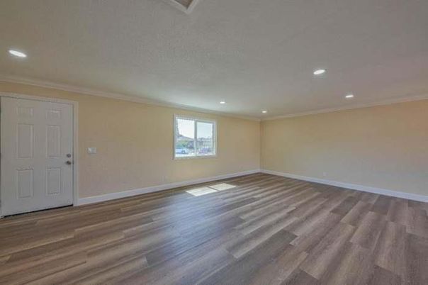 Empty room, Interior, Recessed Lighting, Wood Texture Flooring