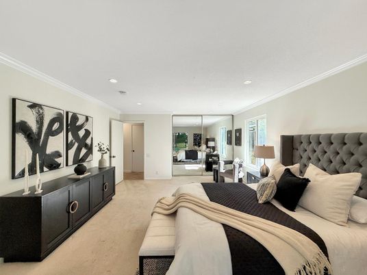 Bedroom, Interior, Recessed Lighting