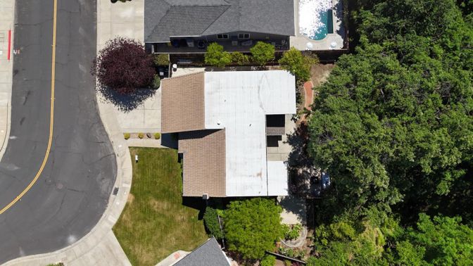 Exterior, Drone