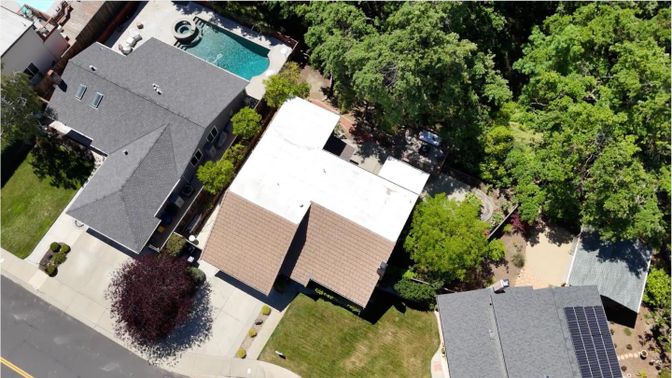 Exterior, Drone