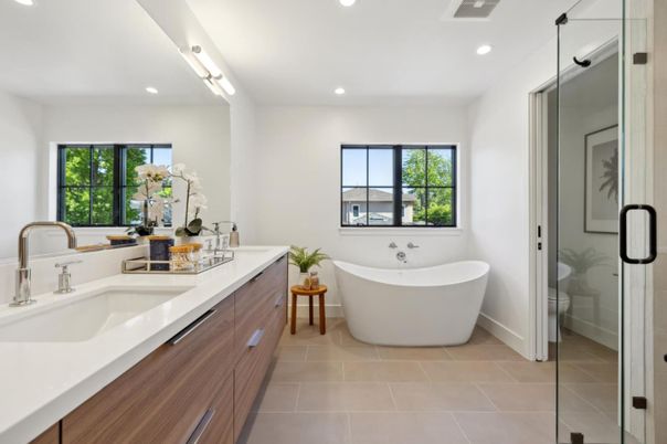Bathroom, Dual Sink Vanities, Free Standing Baths, Glass Shower, Interior, Recessed Lighting