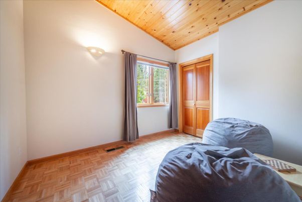 Bedroom, Interior, Wooden Ceilings, Wood Texture Flooring