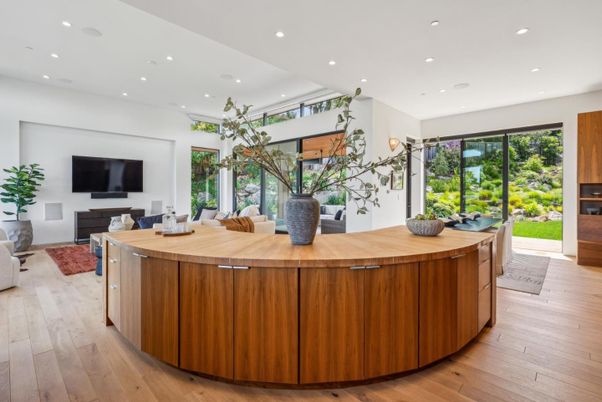 Interior, Living room, Recessed Lighting, Wood Texture Flooring