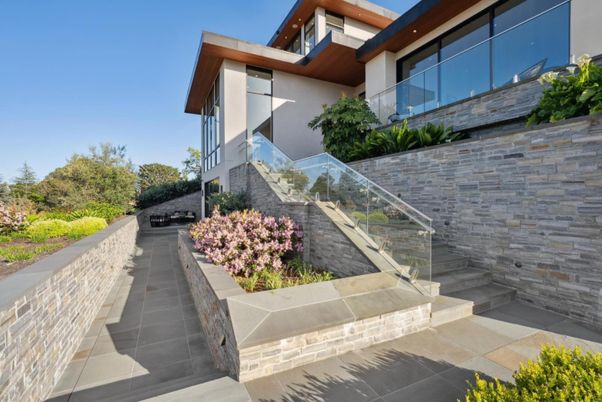 Exterior, Facade, Modern