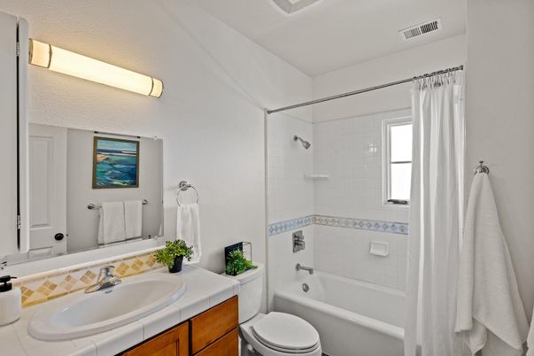 Bathroom, Interior, Tile Countertops