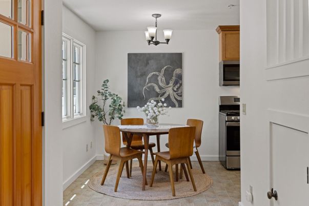 Chandelier, Dining room, Interior