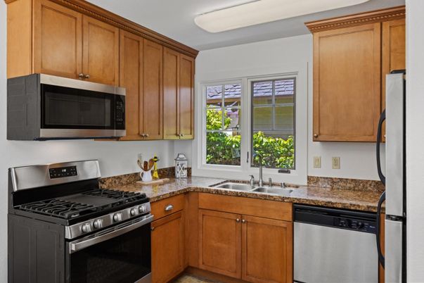 Interior, Kitchen, Stainless Steel Appliances