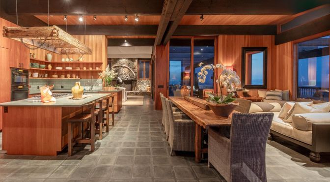 Dining room, Interior, Kitchen, Living room, Stainless Steel Appliances, Stone Walls, Wooden Beams, Wooden Ceilings