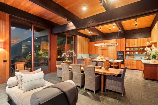 Dining room, Interior, Kitchen, Wooden Beams, Wooden Ceilings