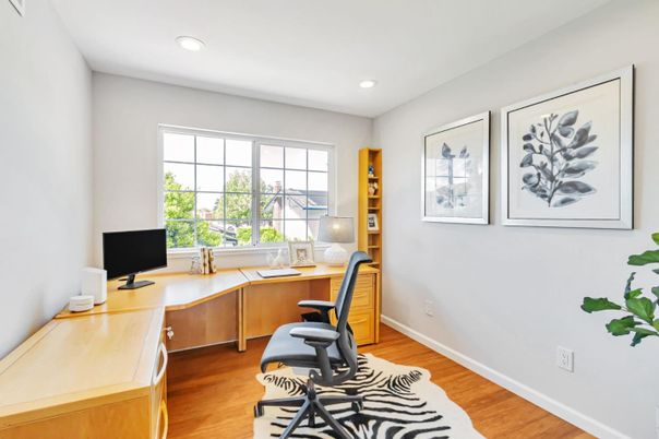 Home Office, Interior, Recessed Lighting, Wood Texture Flooring