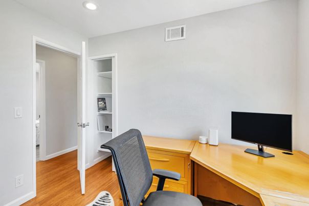 Home Office, Interior, Recessed Lighting, Wood Texture Flooring
