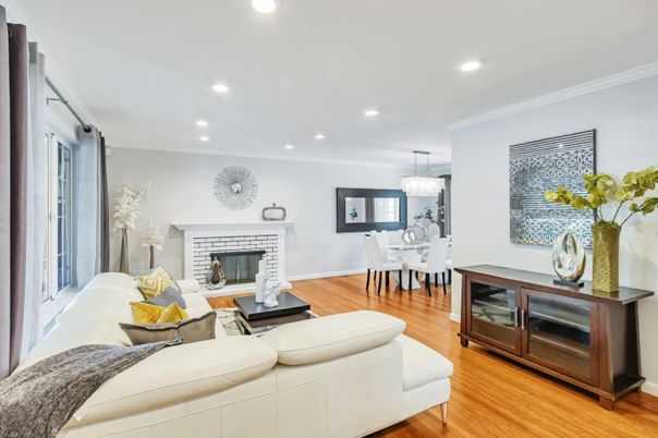 Chandelier, Dining room, Fireplace, Interior, Living room, Recessed Lighting, Wood Texture Flooring