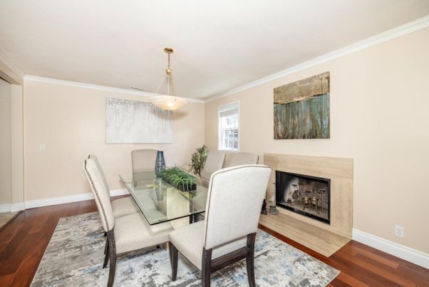 Dining room, Fireplace, Interior, Pendant Lights, Wood Texture Flooring