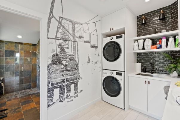 Interior, Recessed Lighting, Utility Closets, Washer