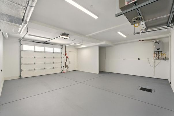 Garage, Interior