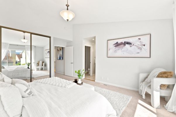 Bedroom, Interior, Pendant Lights
