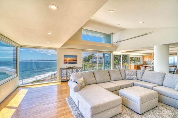 Interior, Living room, Recessed Lighting, Water, Wood Texture Flooring