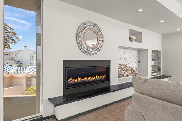Fireplace, Interior, Recessed Lighting