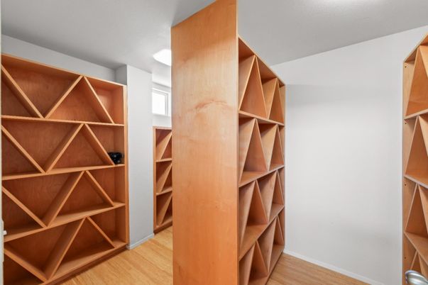 Interior, Wine Storage, Wood Texture Flooring