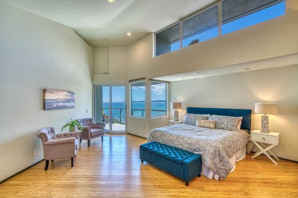 Bedroom, Interior, Recessed Lighting, Water, Wood Texture Flooring