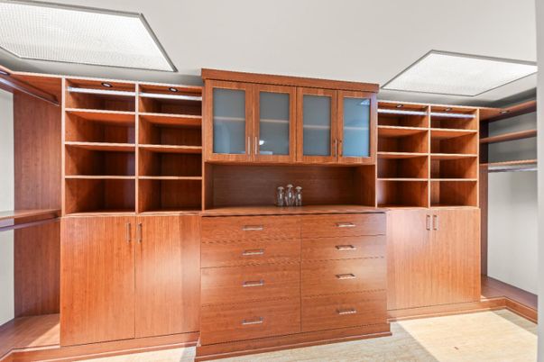 Interior, Walk-in Closets