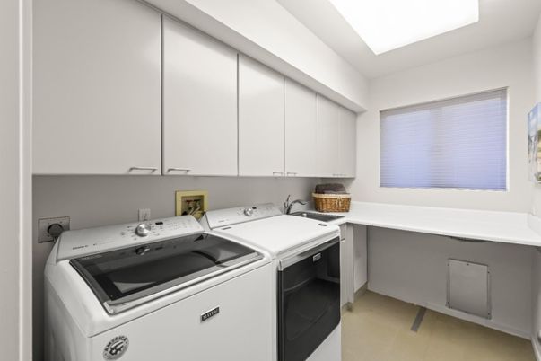 Interior, Washer