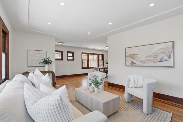 Interior, Living room, Recessed Lighting, Wood Texture Flooring