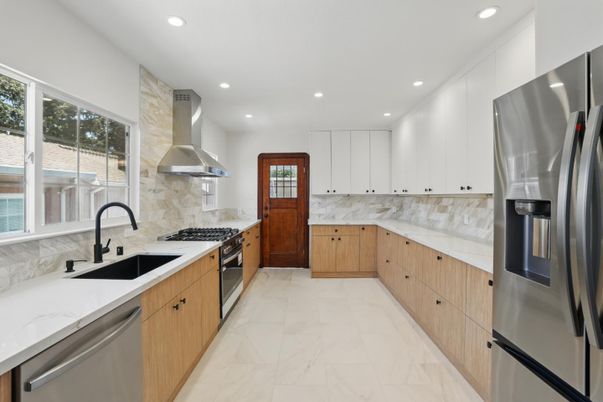 Interior, Kitchen, Marble, Recessed Lighting, Stainless Steel Appliances