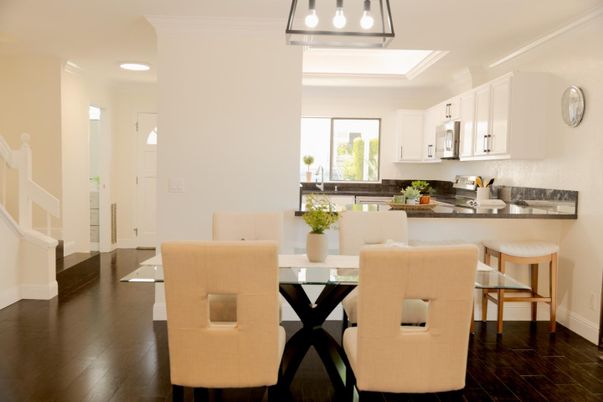 Dining room, Interior, Kitchen, Recessed Lighting, Wood Texture Flooring