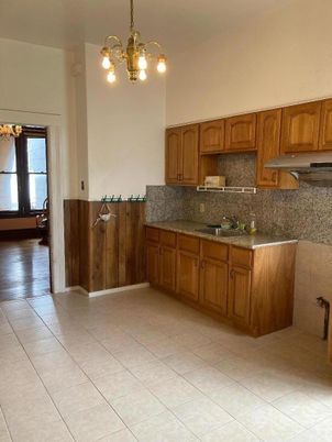 Chandelier, Interior, Kitchen