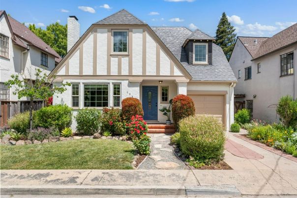 Attached, Exterior, Facade, Tudor Revival