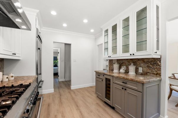 Interior, Kitchen, Recessed Lighting, Wood Texture Flooring