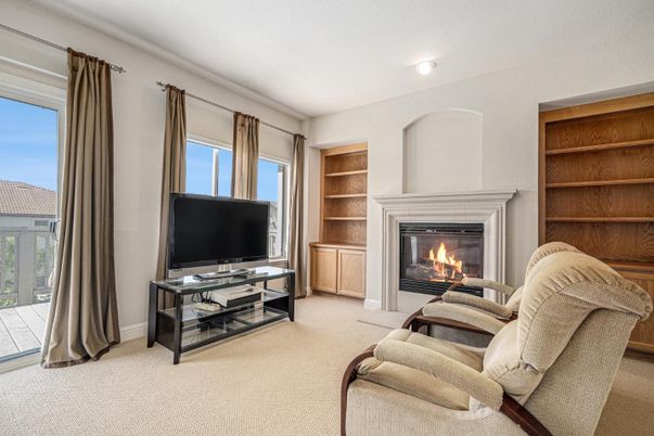 Fireplace, Interior, Living room