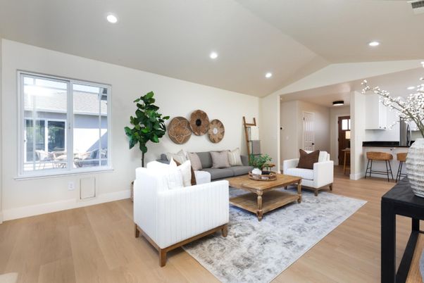Interior, Living room, Recessed Lighting, Wood Texture Flooring