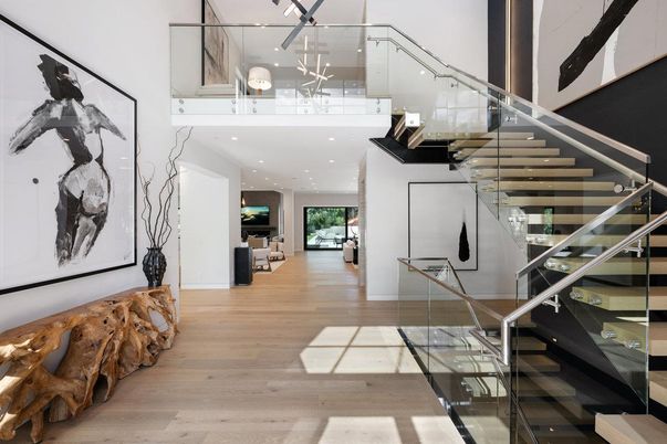 Interior, Recessed Lighting, Wood Texture Flooring
