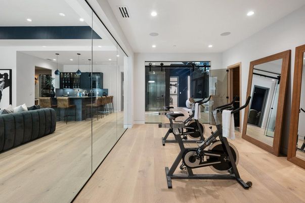 Fitness Equipment, Interior, Pendant Lights, Recessed Lighting, Wood Texture Flooring