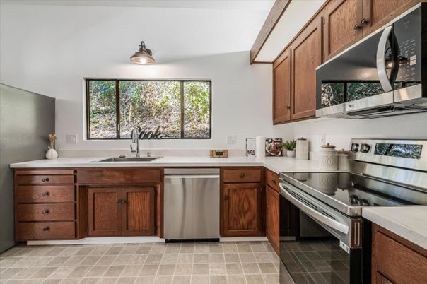 Interior, Kitchen, Stainless Steel Appliances