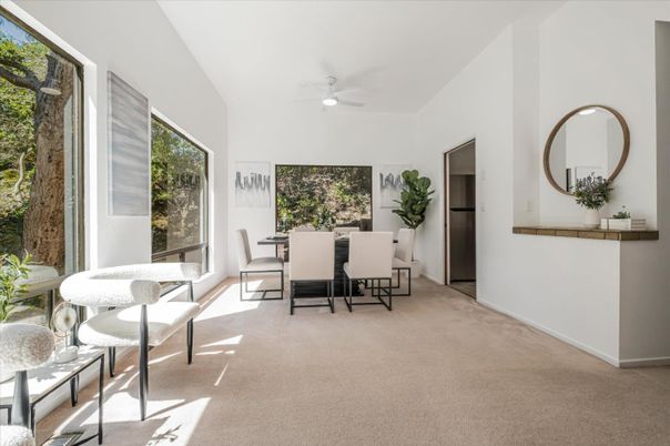 Dining room, Interior