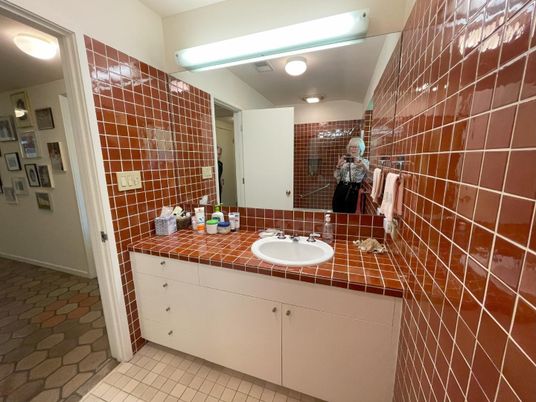 Bathroom, Interior, Tile Countertops