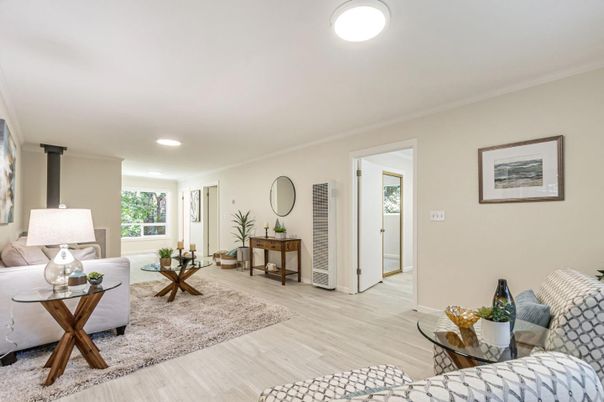 Interior, Living room, Recessed Lighting, Wood Texture Flooring