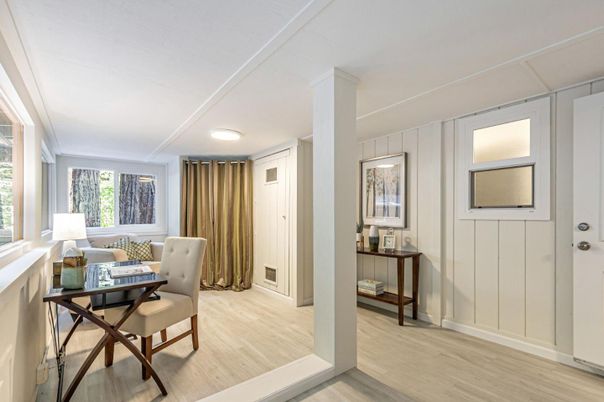 Home Office, Interior, Recessed Lighting, Wood Texture Flooring